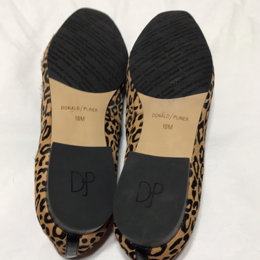 Donald Pliner cheetah flats. EUC - Picture 4 of 8